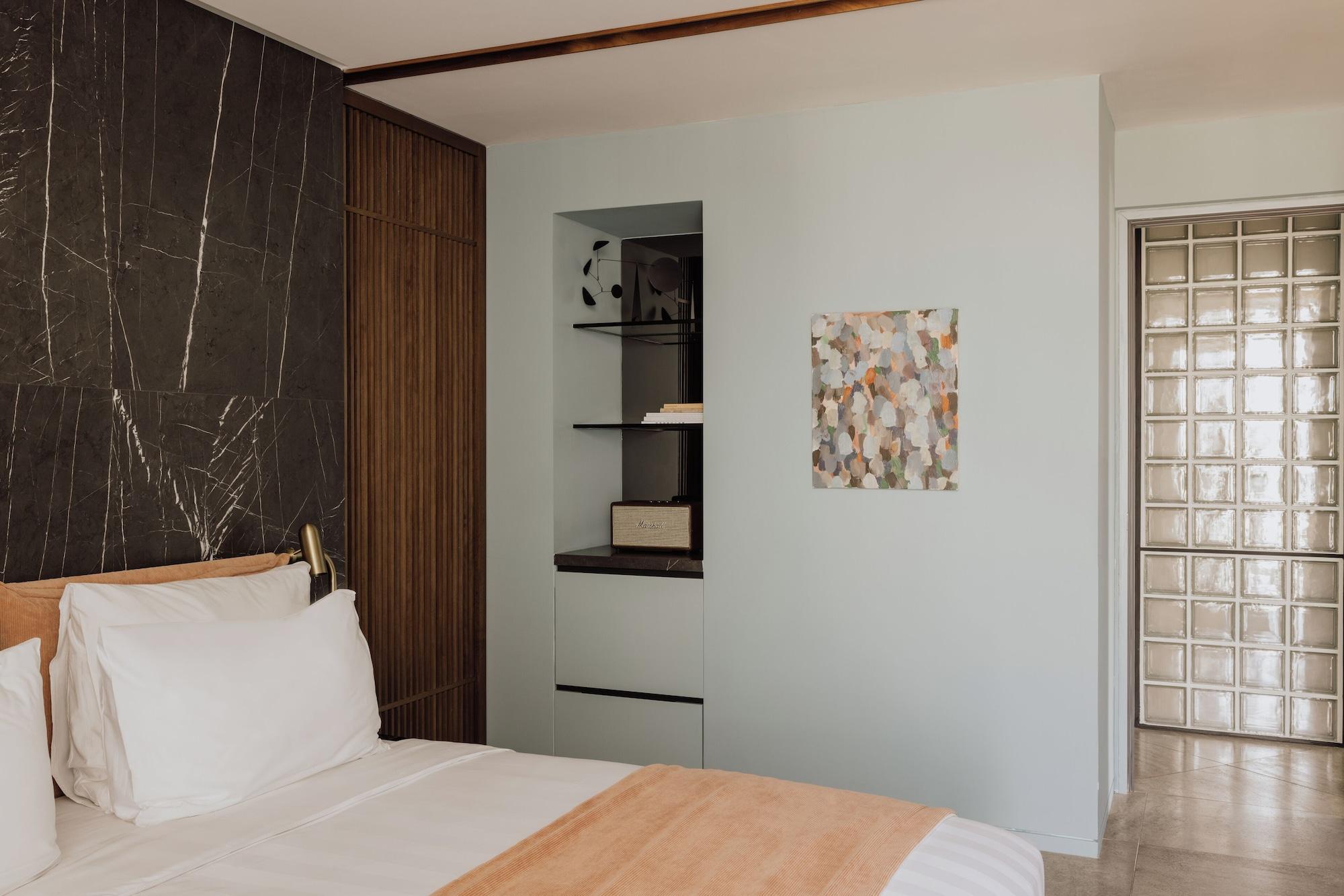 بنتهاوس بشرفة، Perianth Hotel 4/9