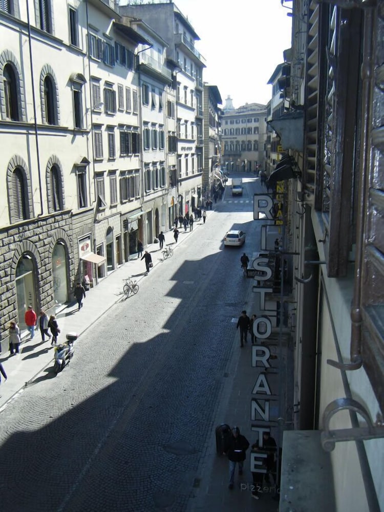 Lombardia 17/24