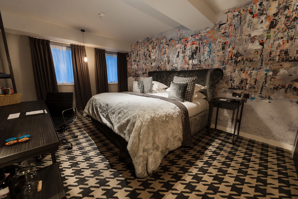 Malmaison Birmingham 6/68