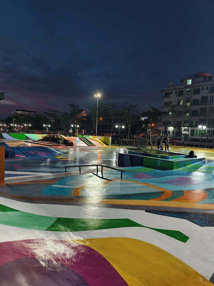Mciti Suites 54/58