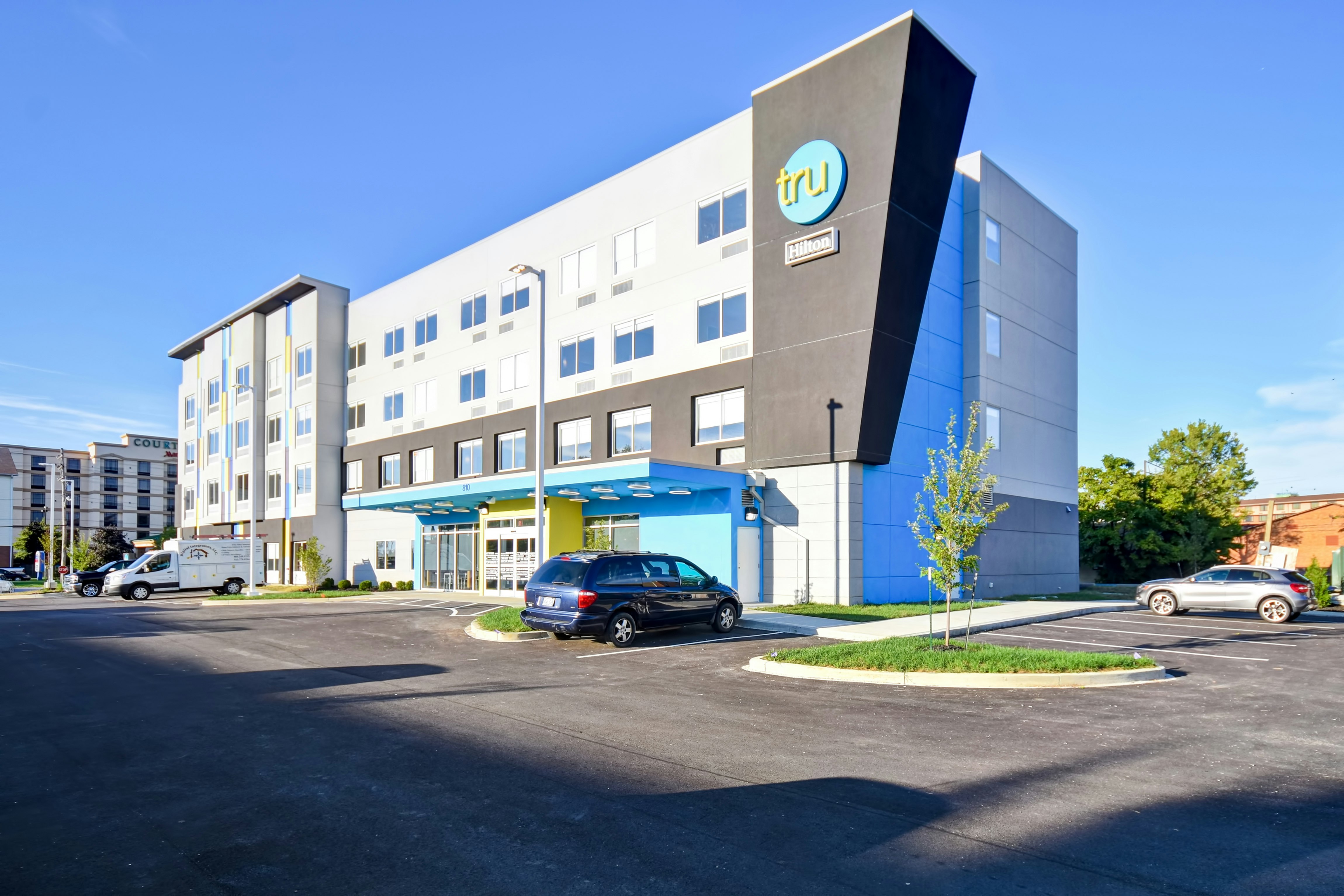 Tru by Hilton Louisville Airport 24/25