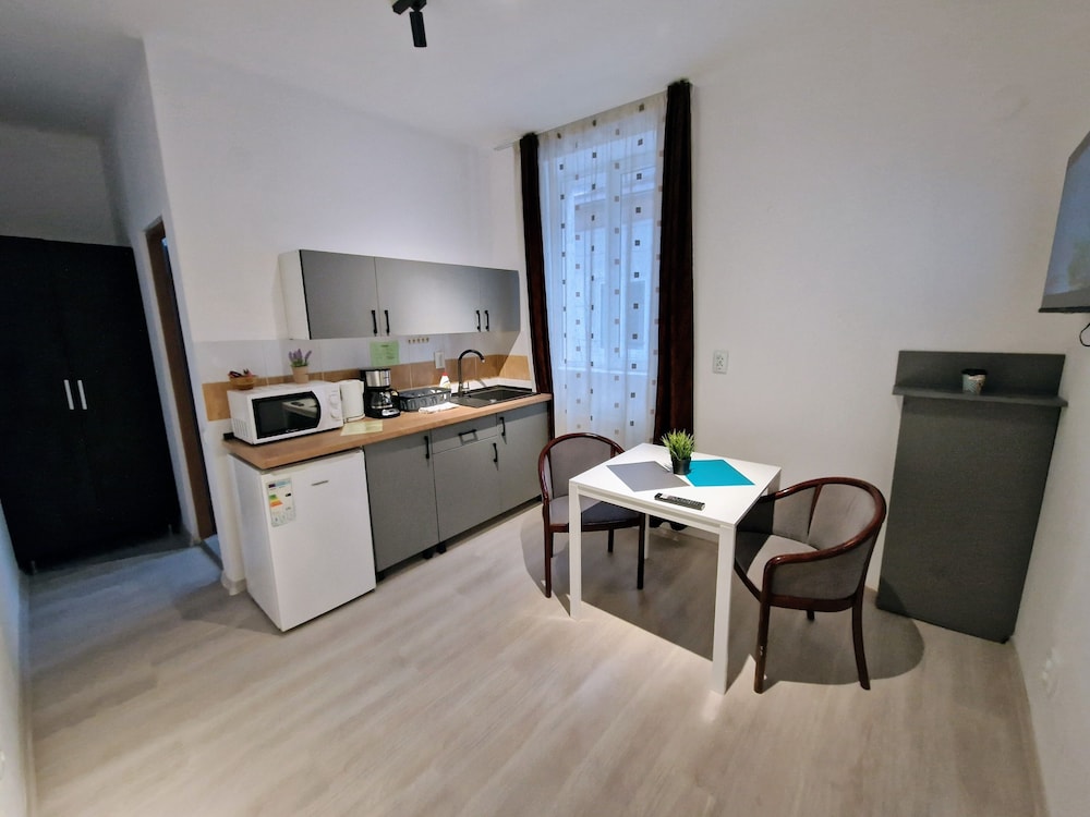 Main Square Apartments More 36/50