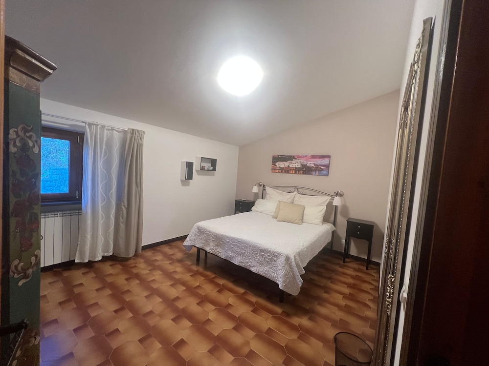 BASIC, DOUBLE BED