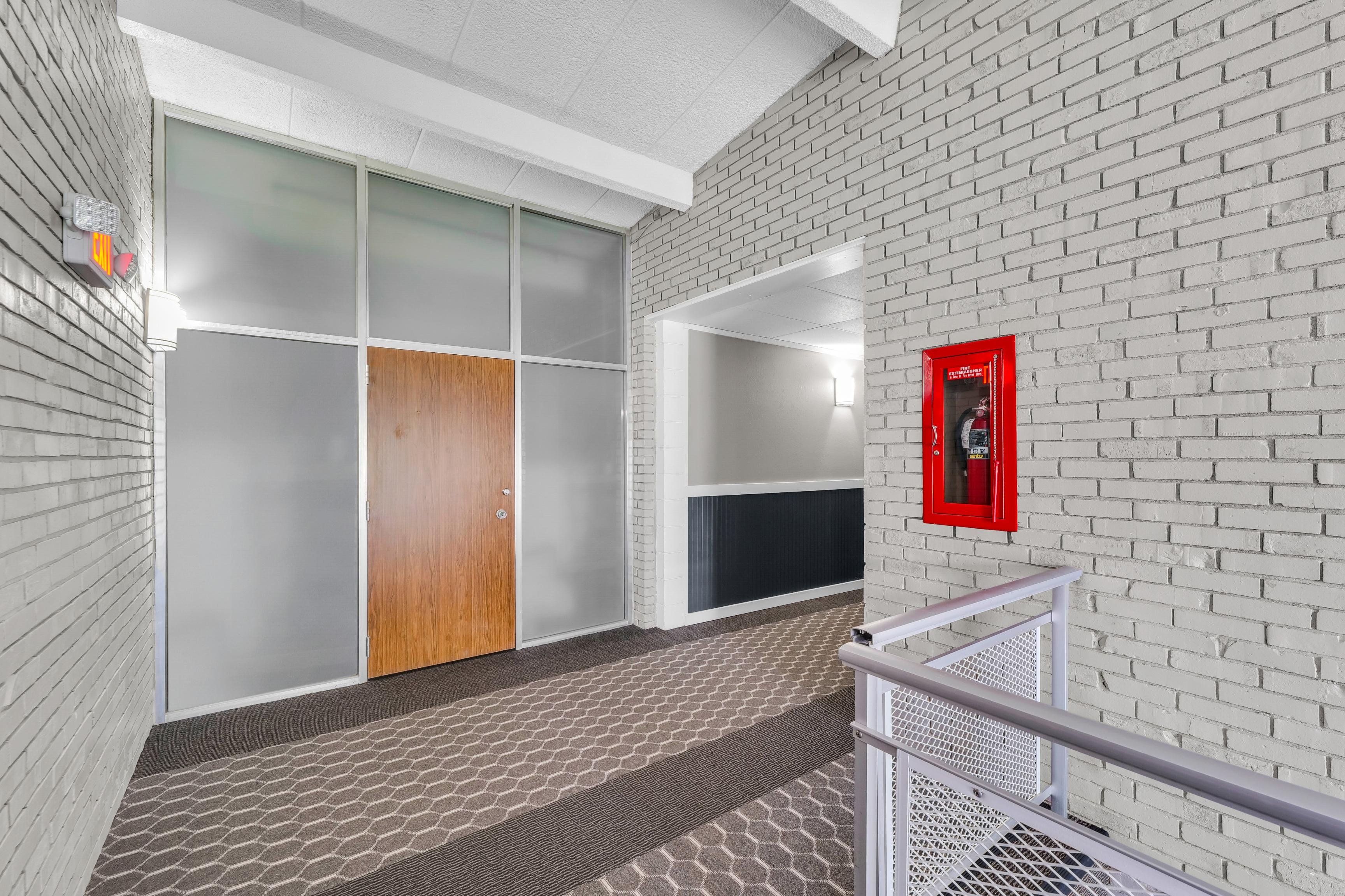 Red Lion Inn & Suites Urbana 6/60