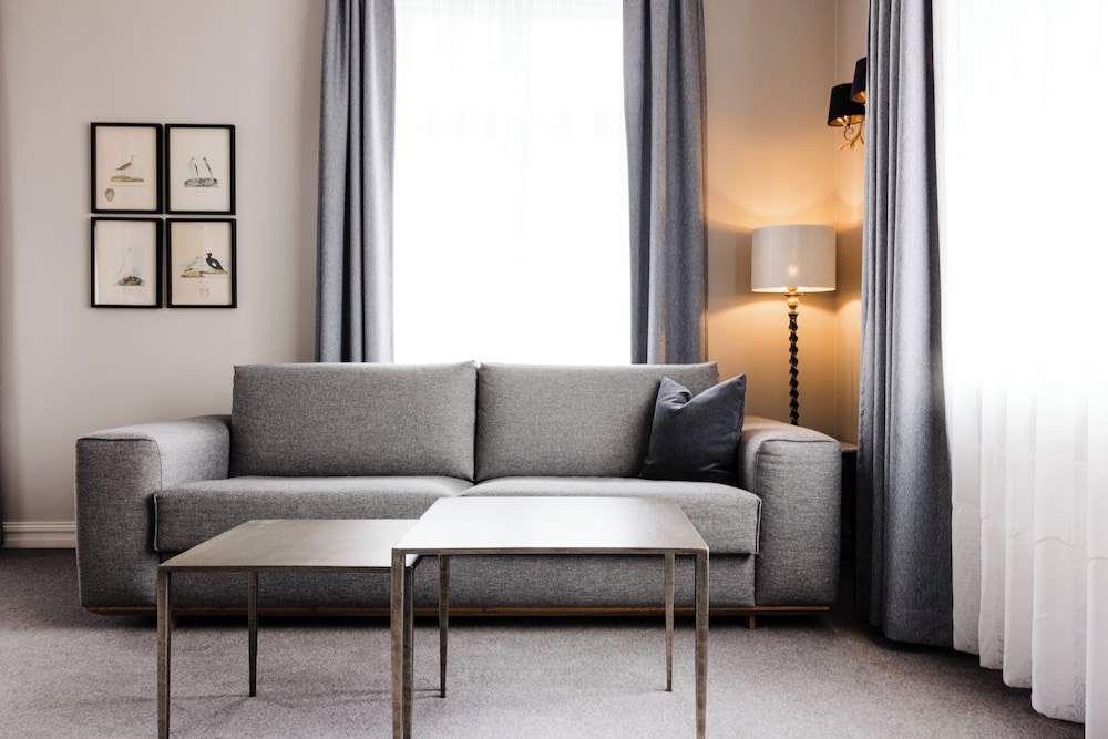 Reykjavik Residence Hotel 47/75