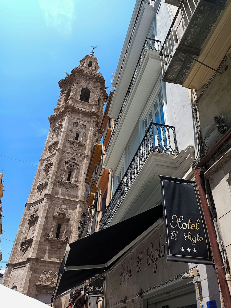Hotel El Siglo 3/64