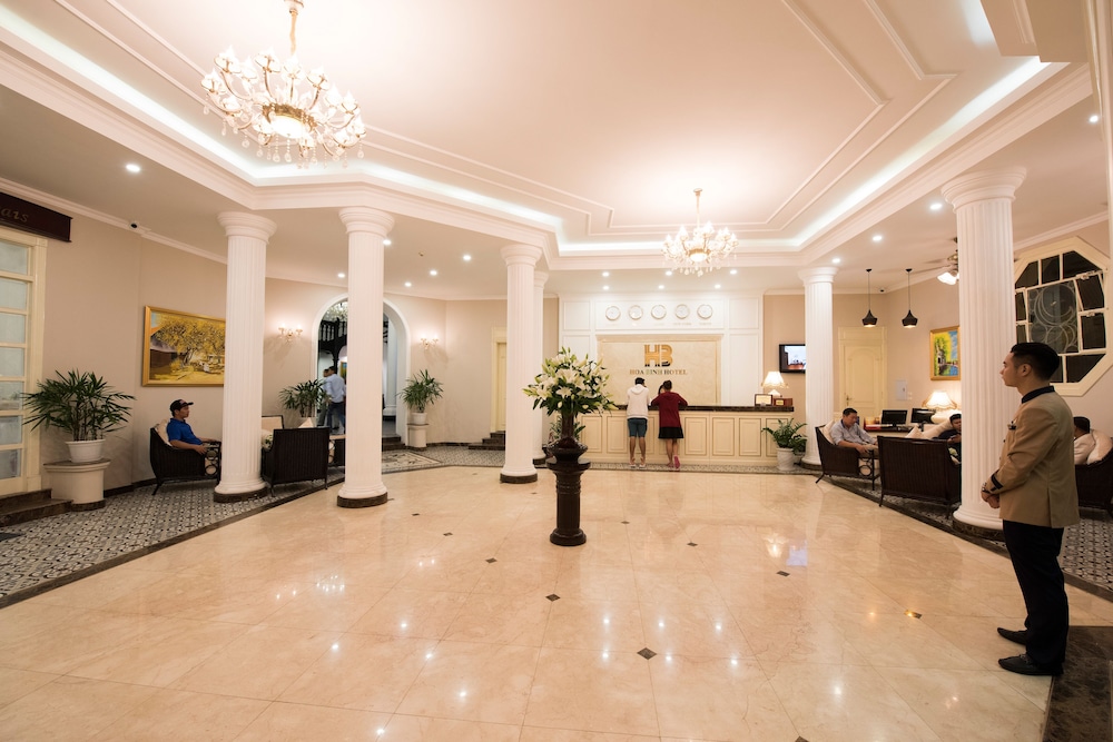 Hoa Binh Hotel 16/69