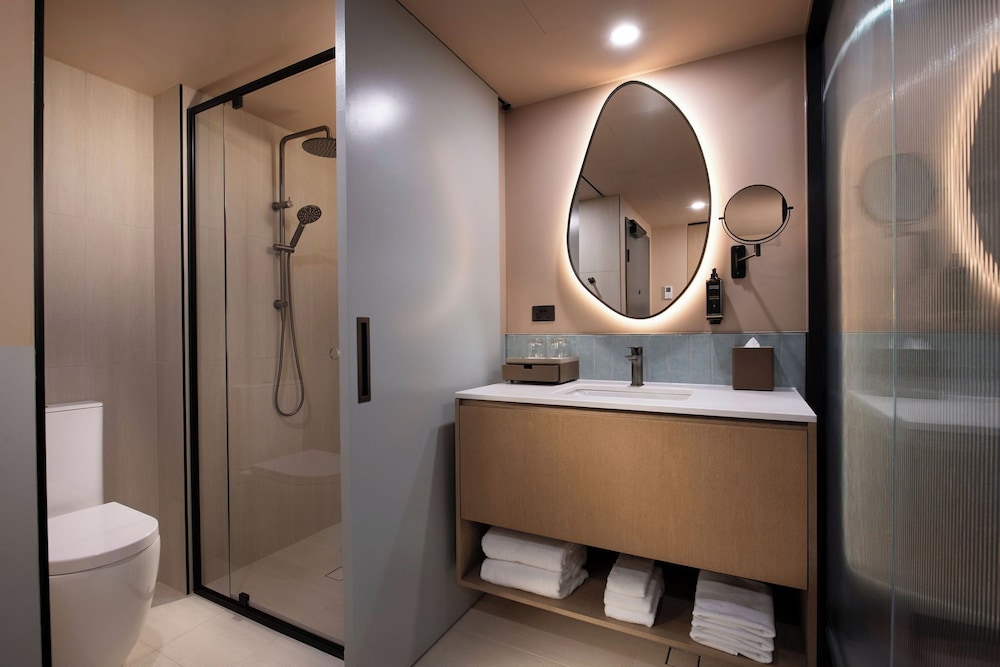 غرفة تنفيذية بسرير كينج، Mercure Melbourne La Trobe Street 8/10