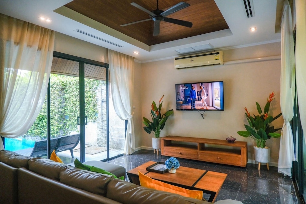 THE KIRI VILLAS RESORT 38/69