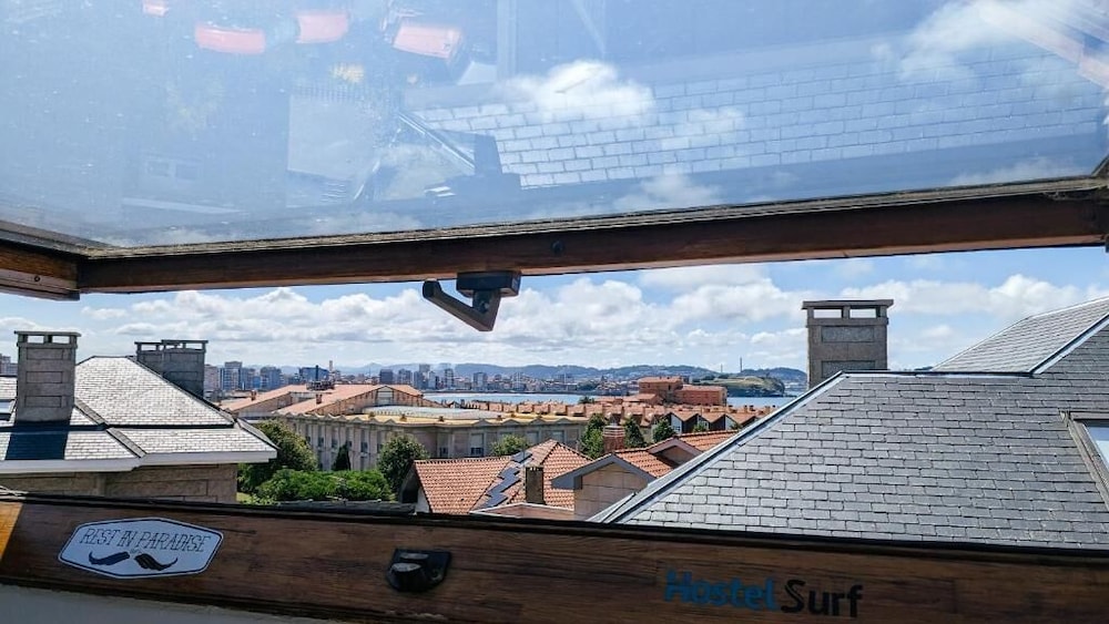 Gijon Surf Hostel 43/47