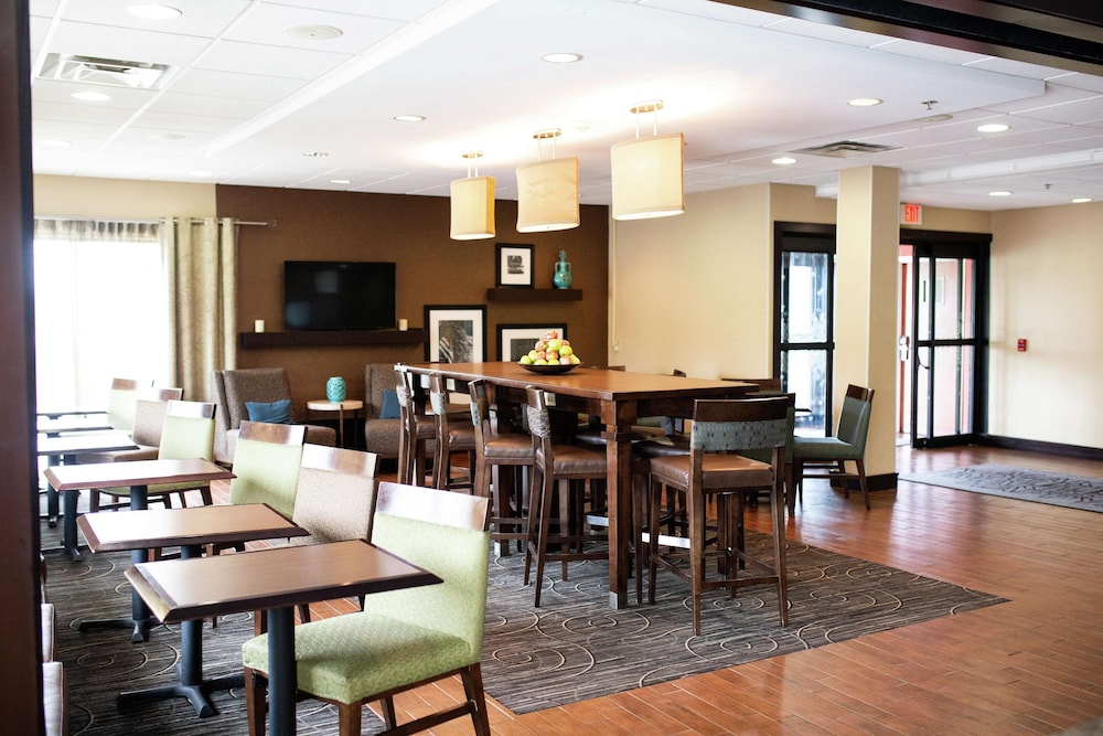 Hampton Inn Lancaster, OH 39/53
