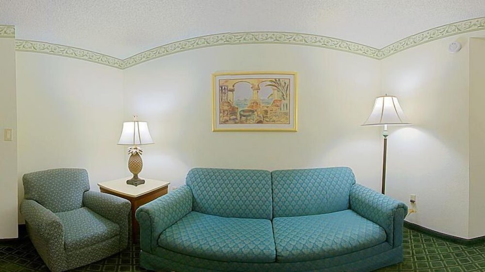 Holiday Inn Port St. Lucie 27/53