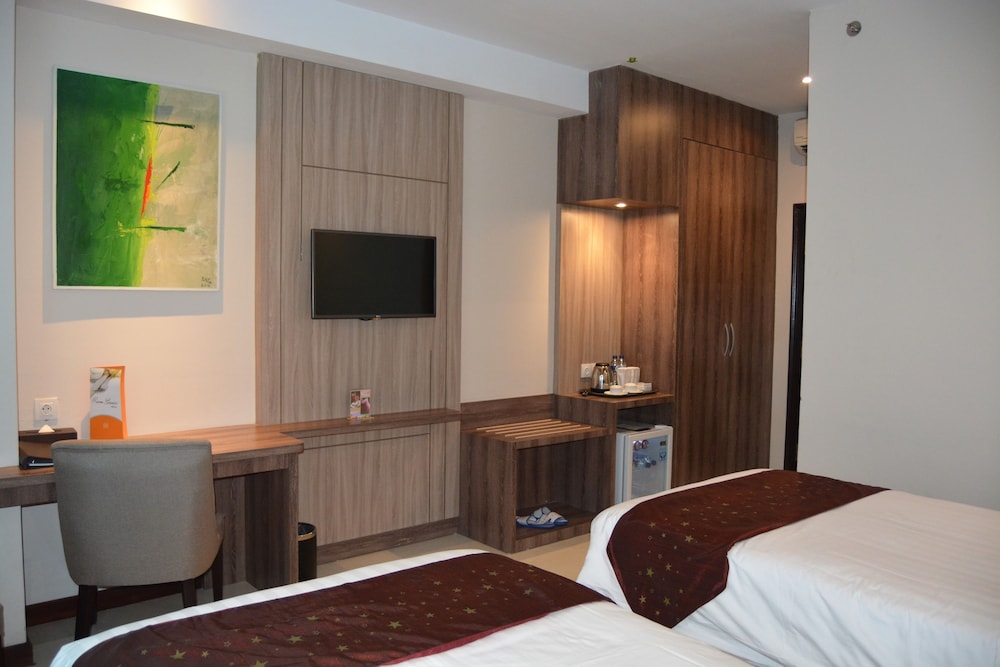 TARA HOTEL 19/46