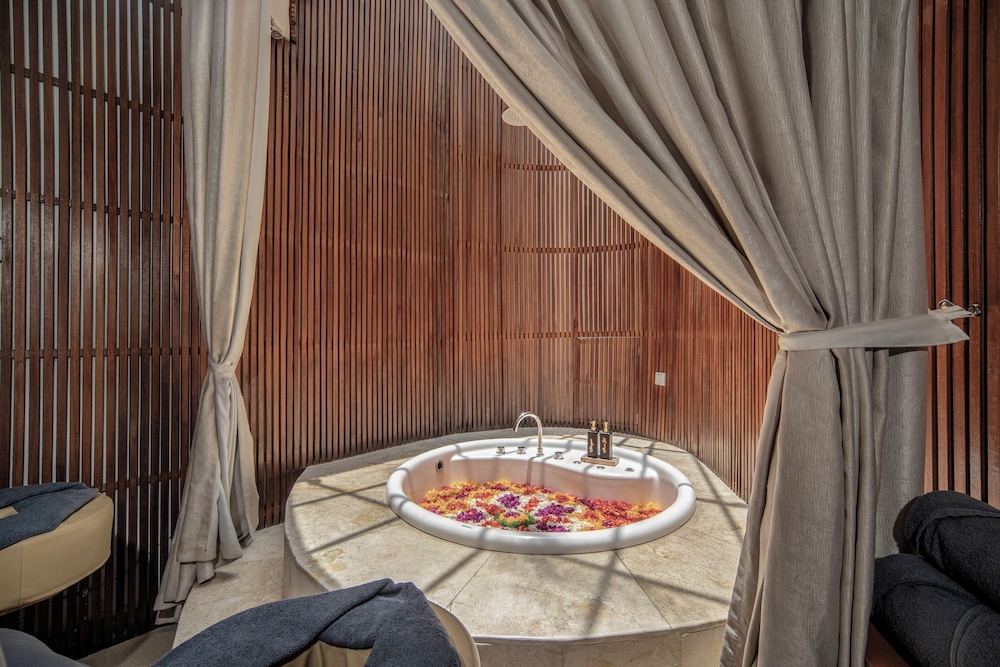 Sana Vie Villa Seminyak by Ini Vie Hospitality 25/50