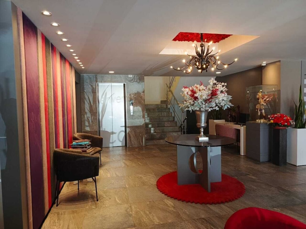 RIONE HOTEL BOUTIQUE 36/54