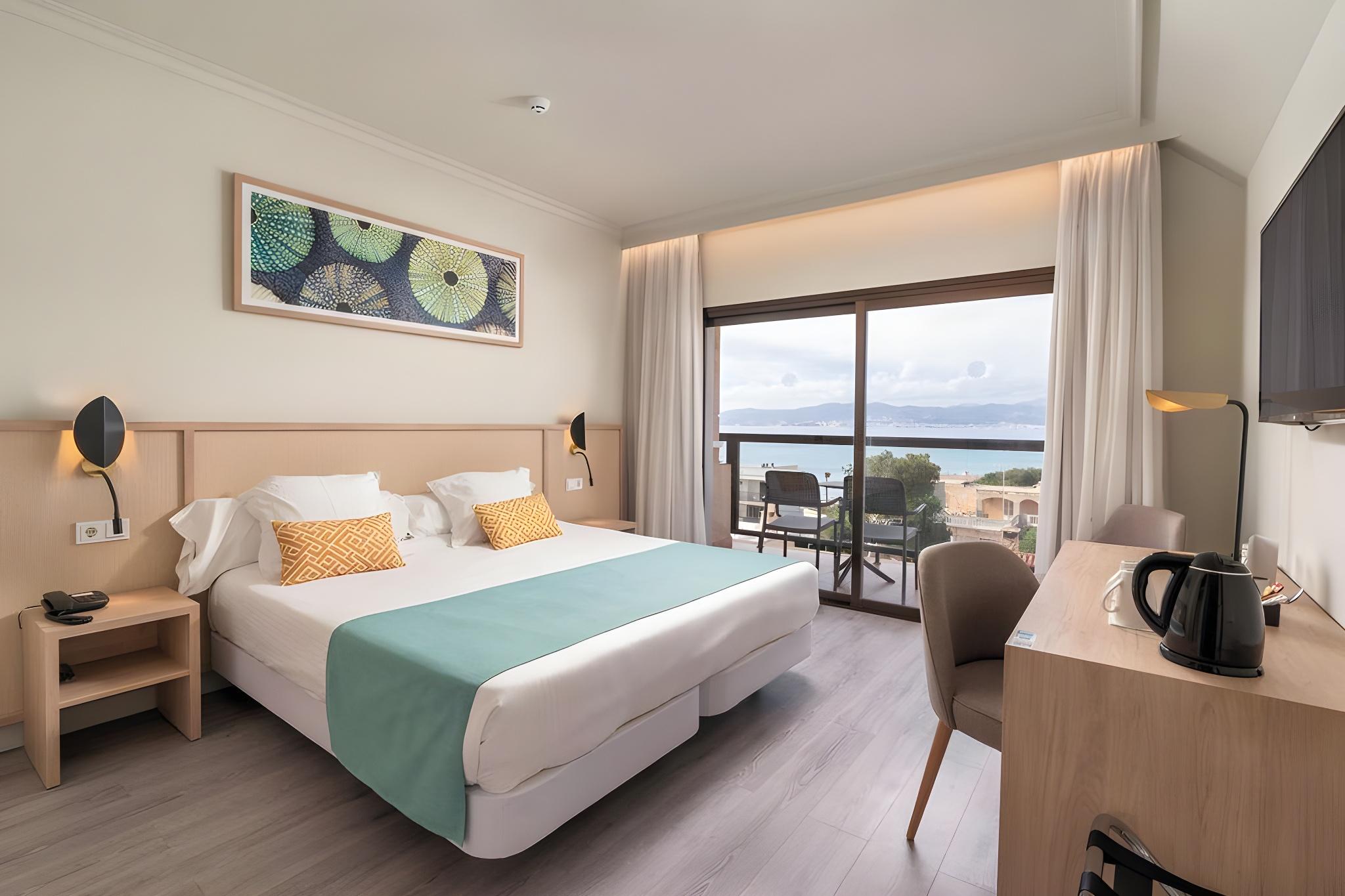 ROOM, SINGLE, DOUBLE BED, PARTIAL SEA VIEW, BALCONY