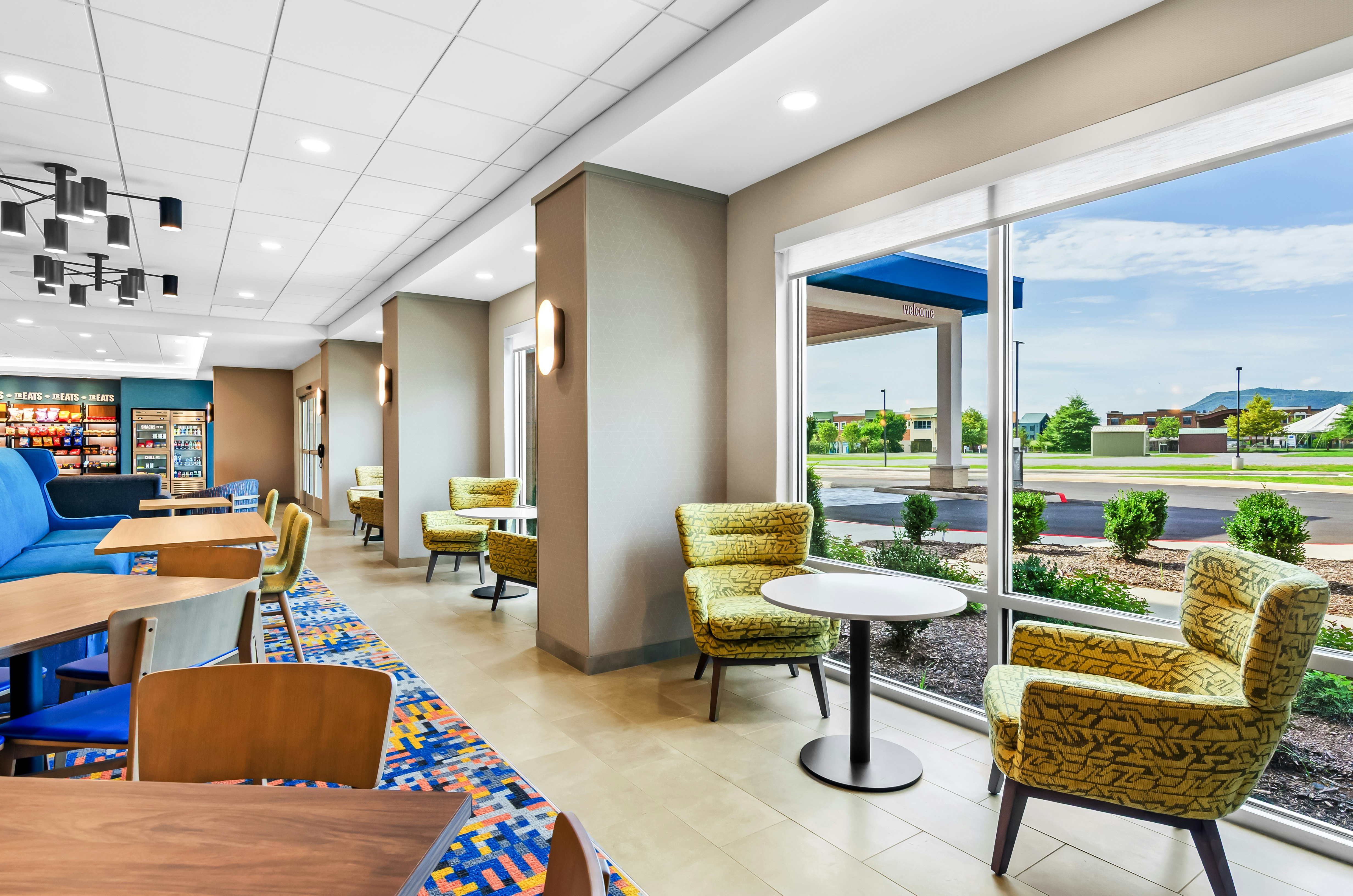 Hampton Inn Daleville 12/22