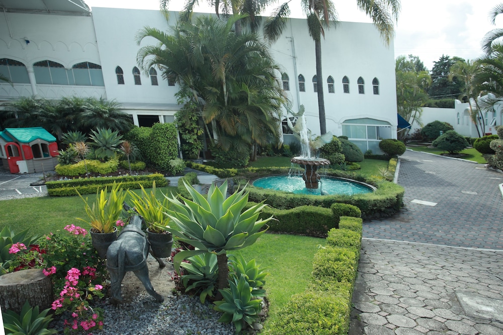 Hotel Villa Bejar Cuernavaca 65/71