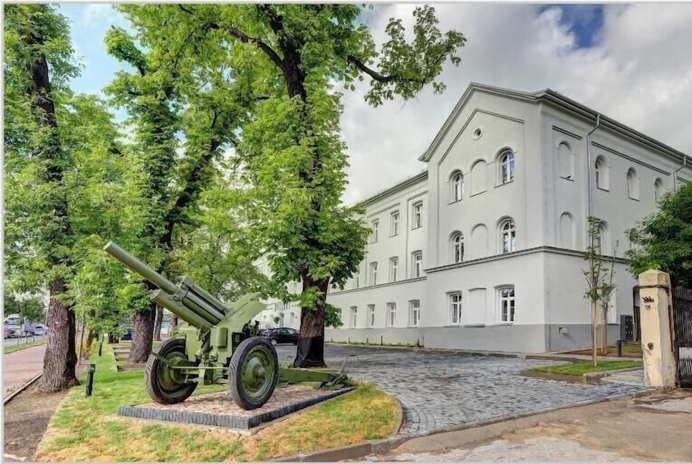 Koszary Arche Hotel 41/50
