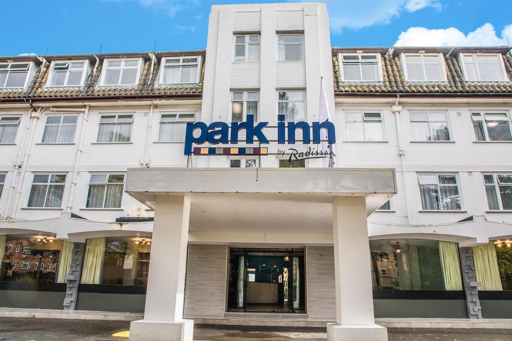 Park Inn by Radisson Bournemouth 4/32