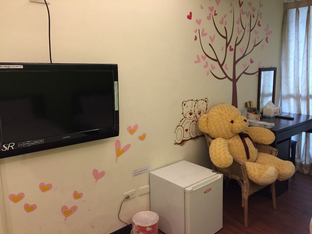 Love Fengjia Colorful Hotel 31/37