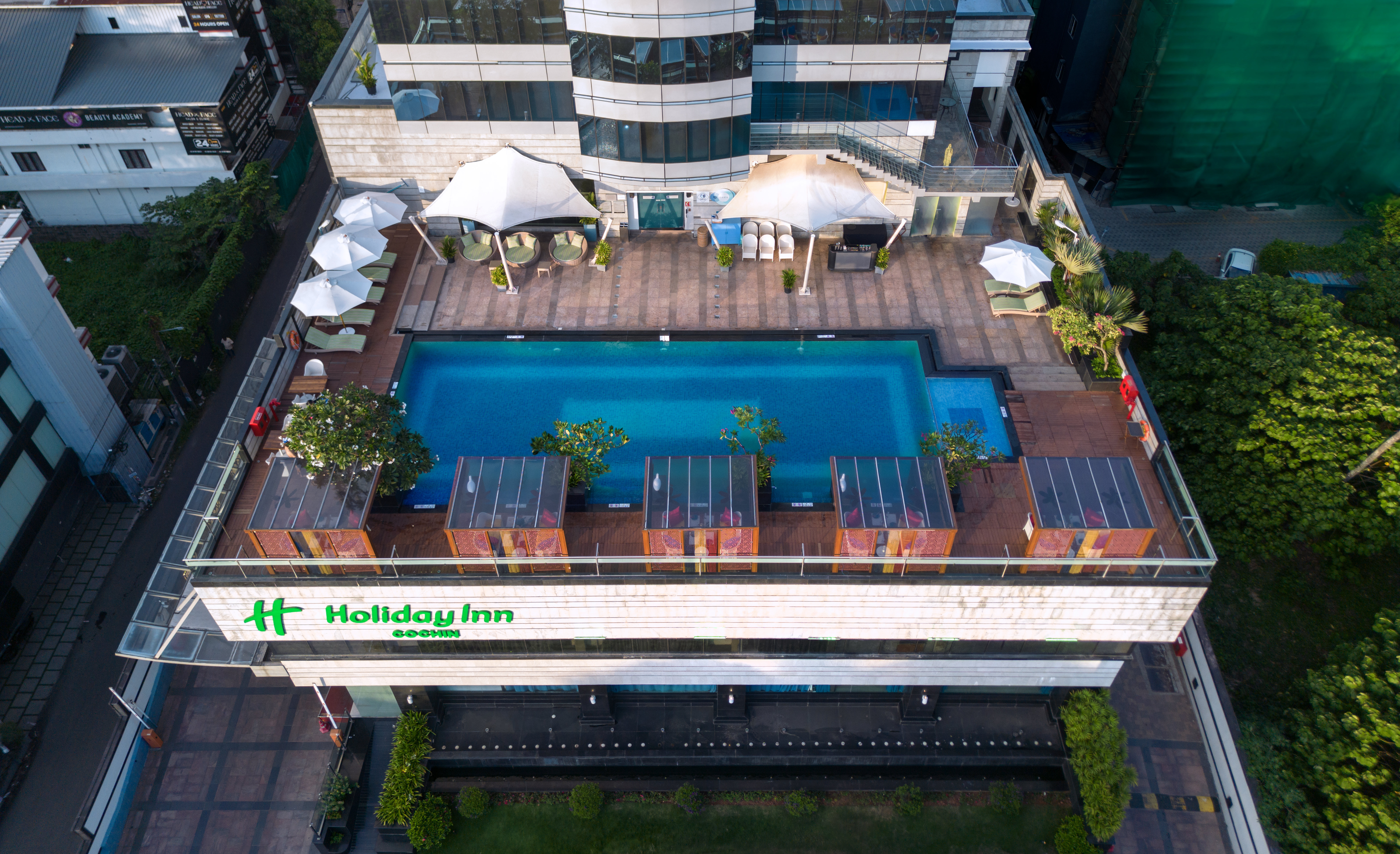 Holiday Inn Cochin 3/76