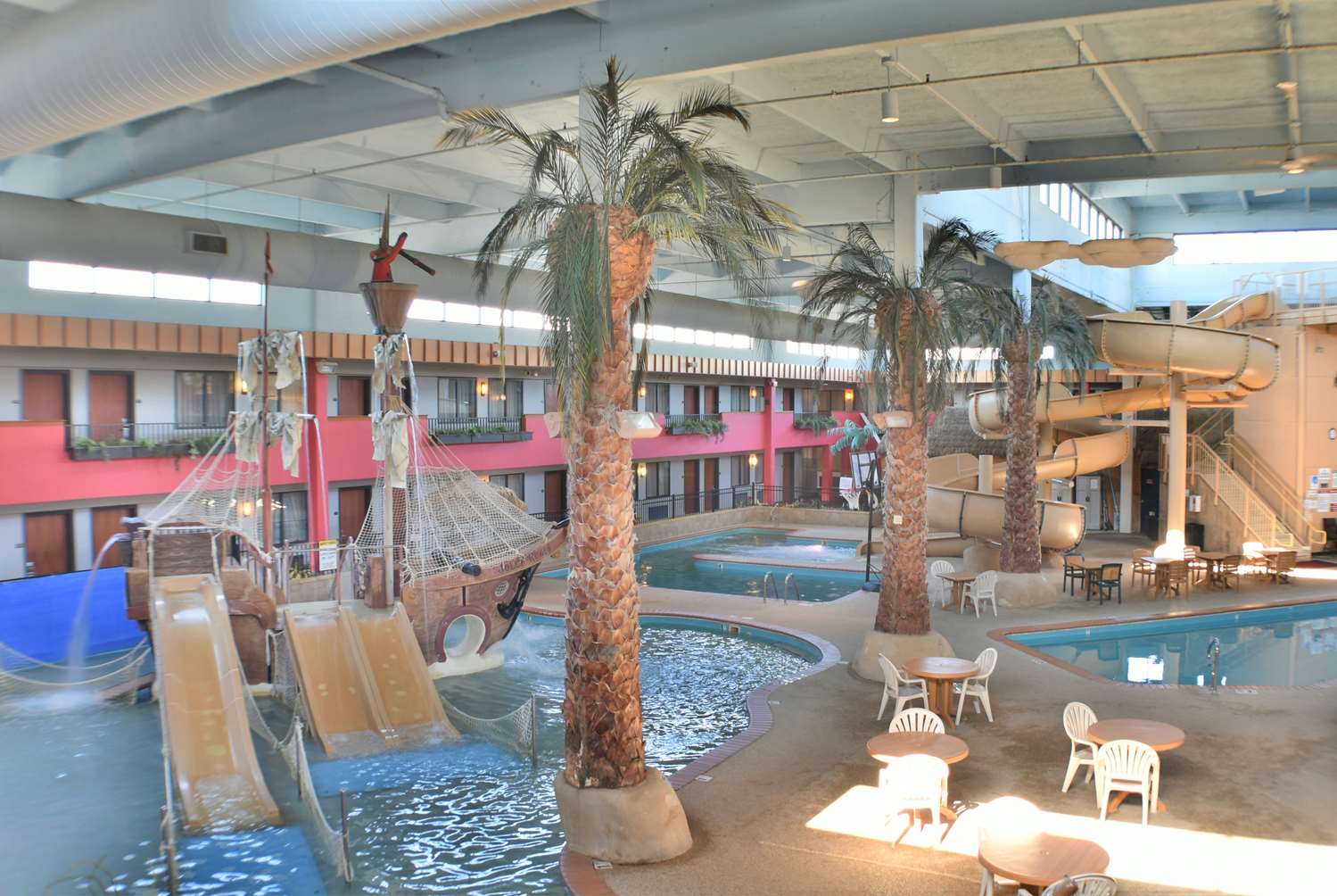Ramada by Wyndham Sioux Falls Airport-Waterpark & Event Ctr 28/39