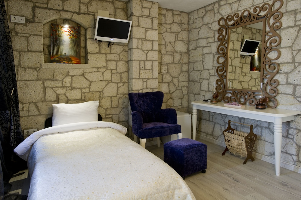 Lodos Butik Otel 11/22