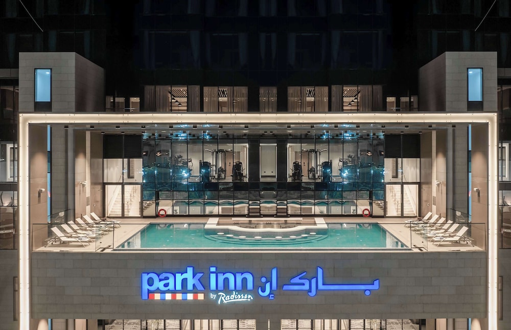 Park Inn by Radisson Hotel & Apartments Kuwait 6/62