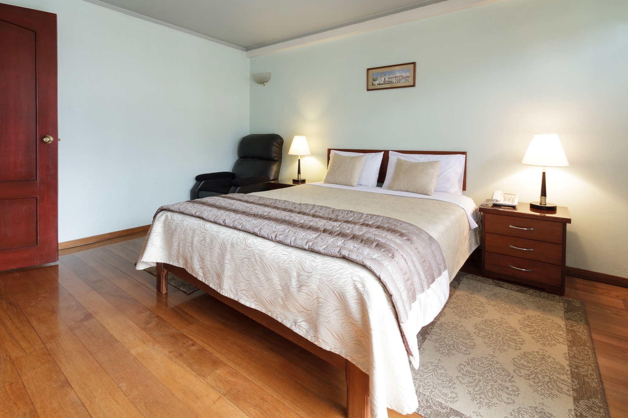 COMFORT, STUDIO, SUITE, CITY VIEW