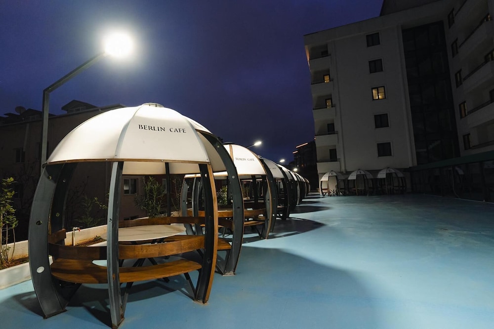 Berlin Suite Hotel Trabzon 43/50