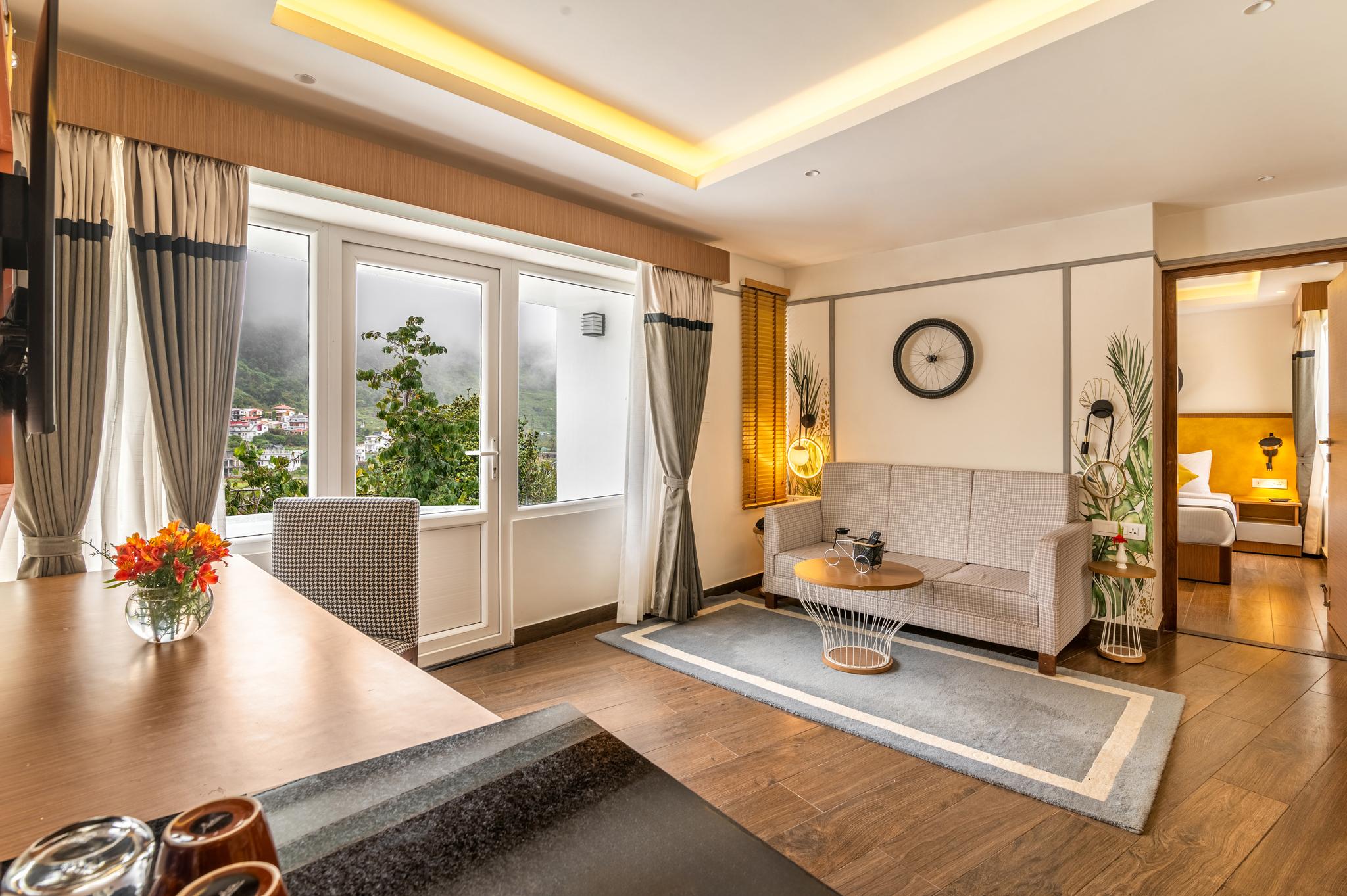 2 Bedrooms, Suite, Valley View