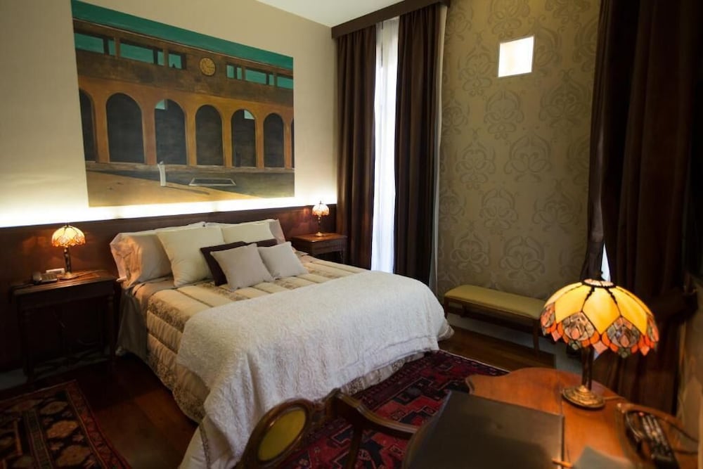 HOTEL DEI PITTORI 25/64