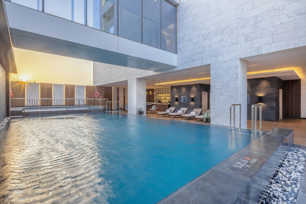 فور بوينتس شيراتون كورنيش جدة(Four Points by Sheraton Jeddah Corniche) 23/50