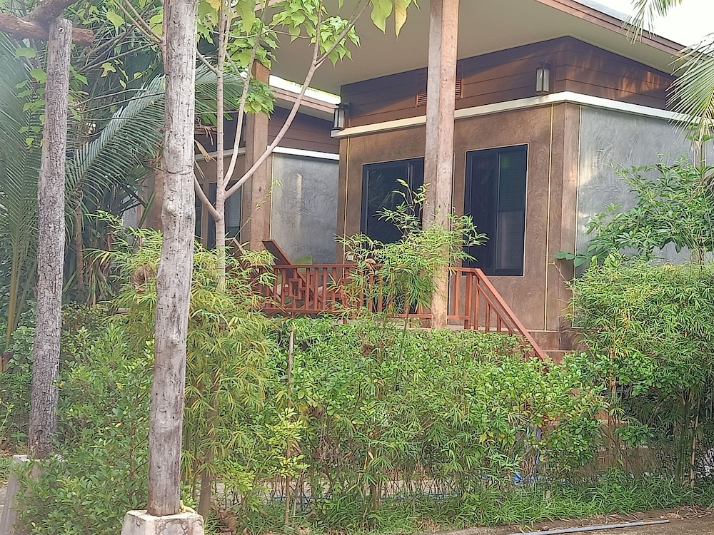 LANTA PEARL BEACH RESORT 75/78