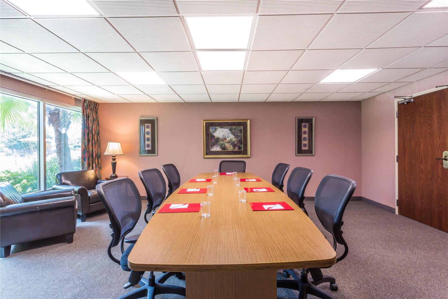 Ramada By Wyndham Luling 8/13