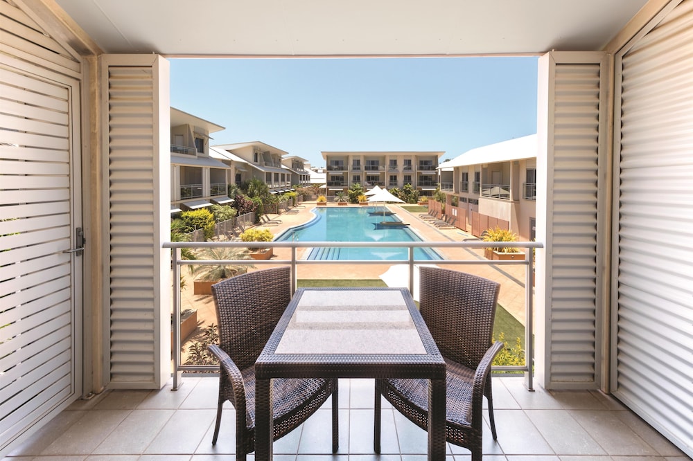Oaks Broome Hotel 37/48