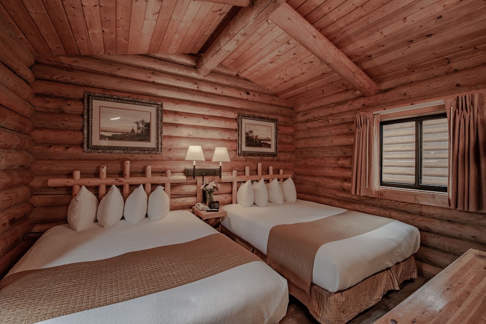 Cowboy Village Resort 16/69