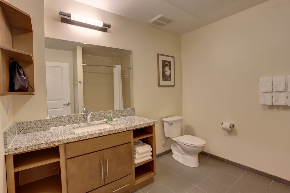 Candlewood Suites Safety Harbor 53/56