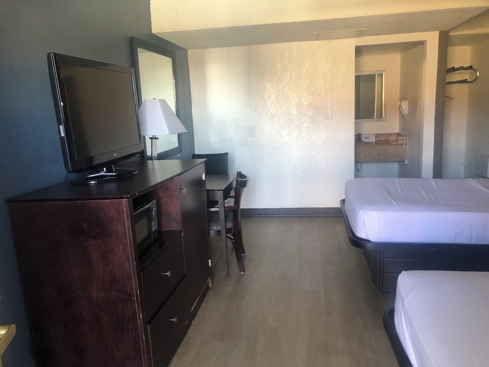 Budget Inn Denver Downtown 8/17