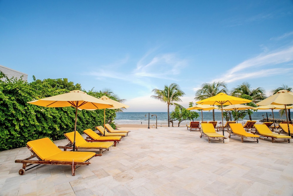 Allezboo Beach Resort And Spa 36/50