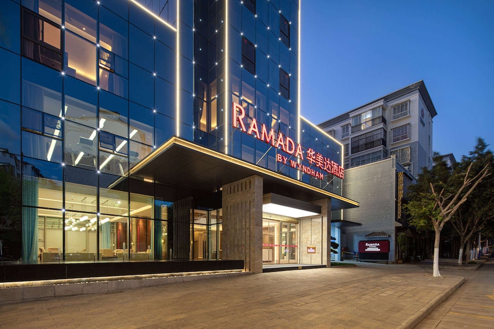 Ramada by Wyndham Honghe Kaiyuan 42/52