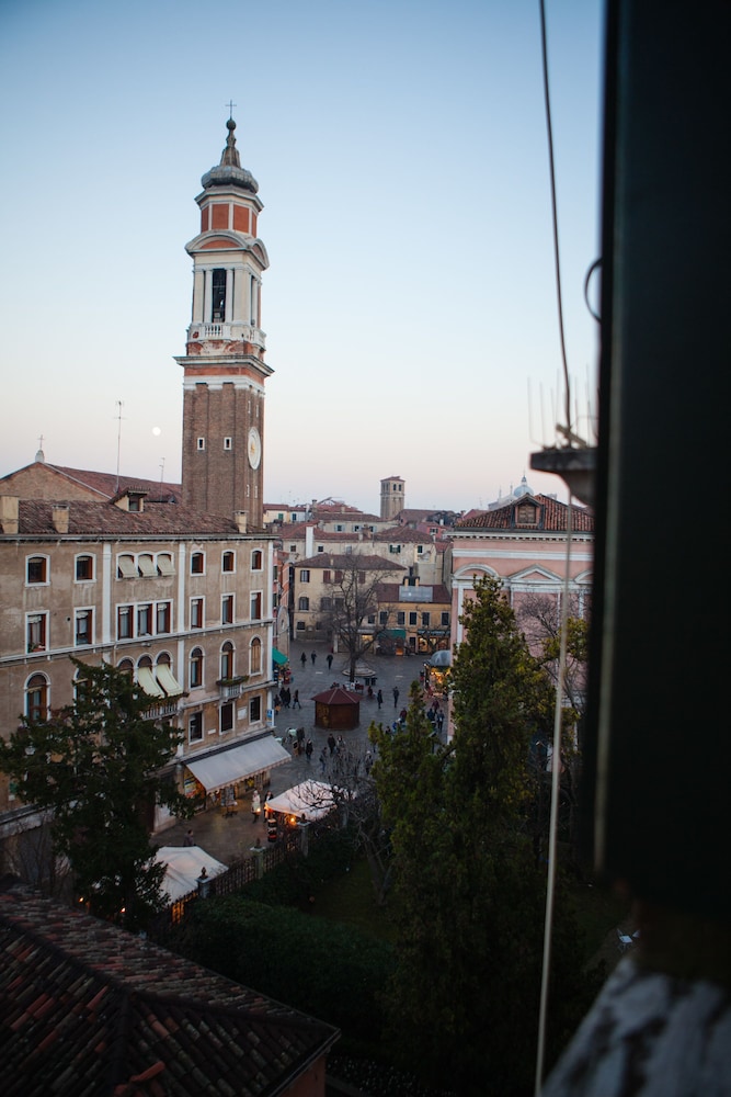 Locanda Ai Santi Apostoli 41/50