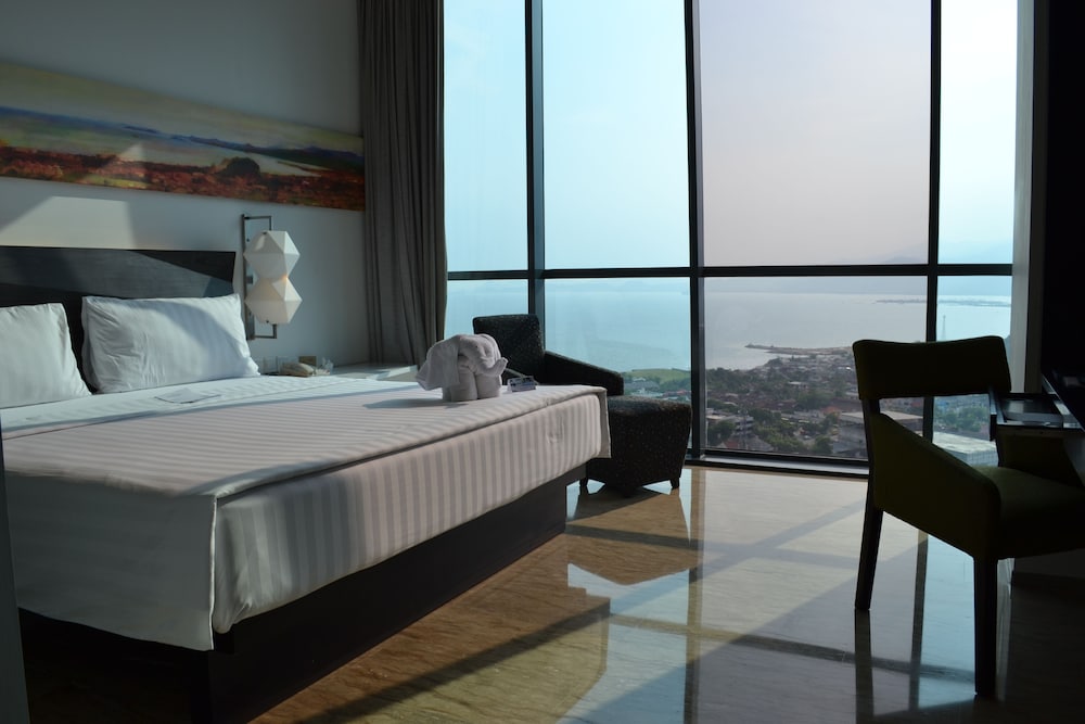Novotel Lampung 28/72