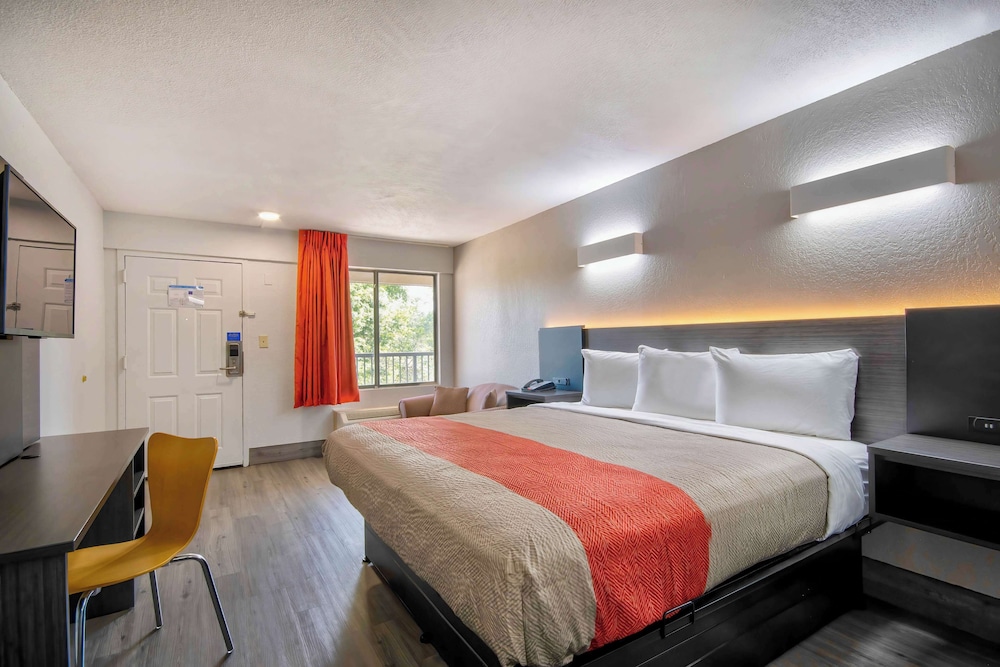 Motel6 Lafayette, LA 24/61