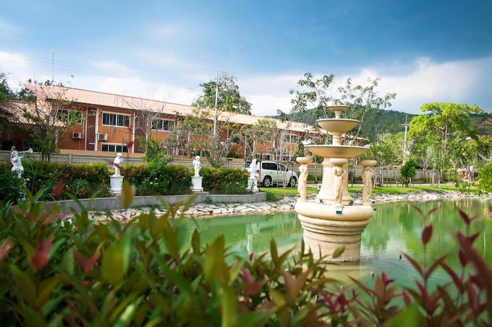 Khaoyai Kiri Thantip Resort 1/38