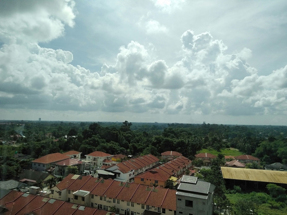 Holiday Villa Hotel and Suites Kota Bharu 32/36