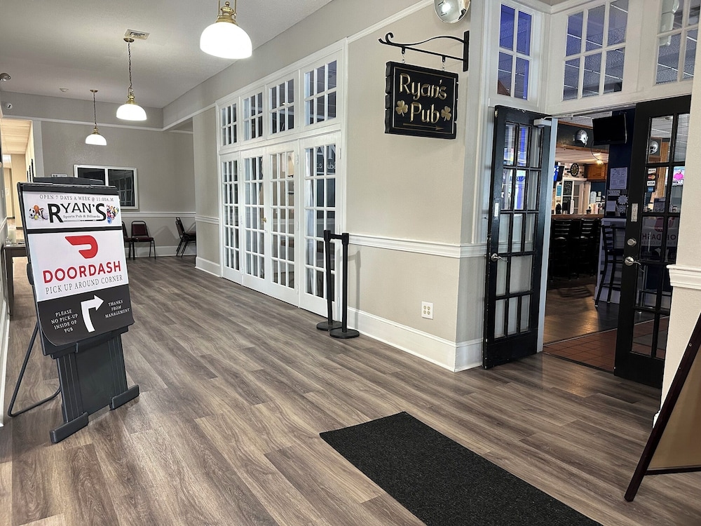 New Bedford Inn Suites 3/69
