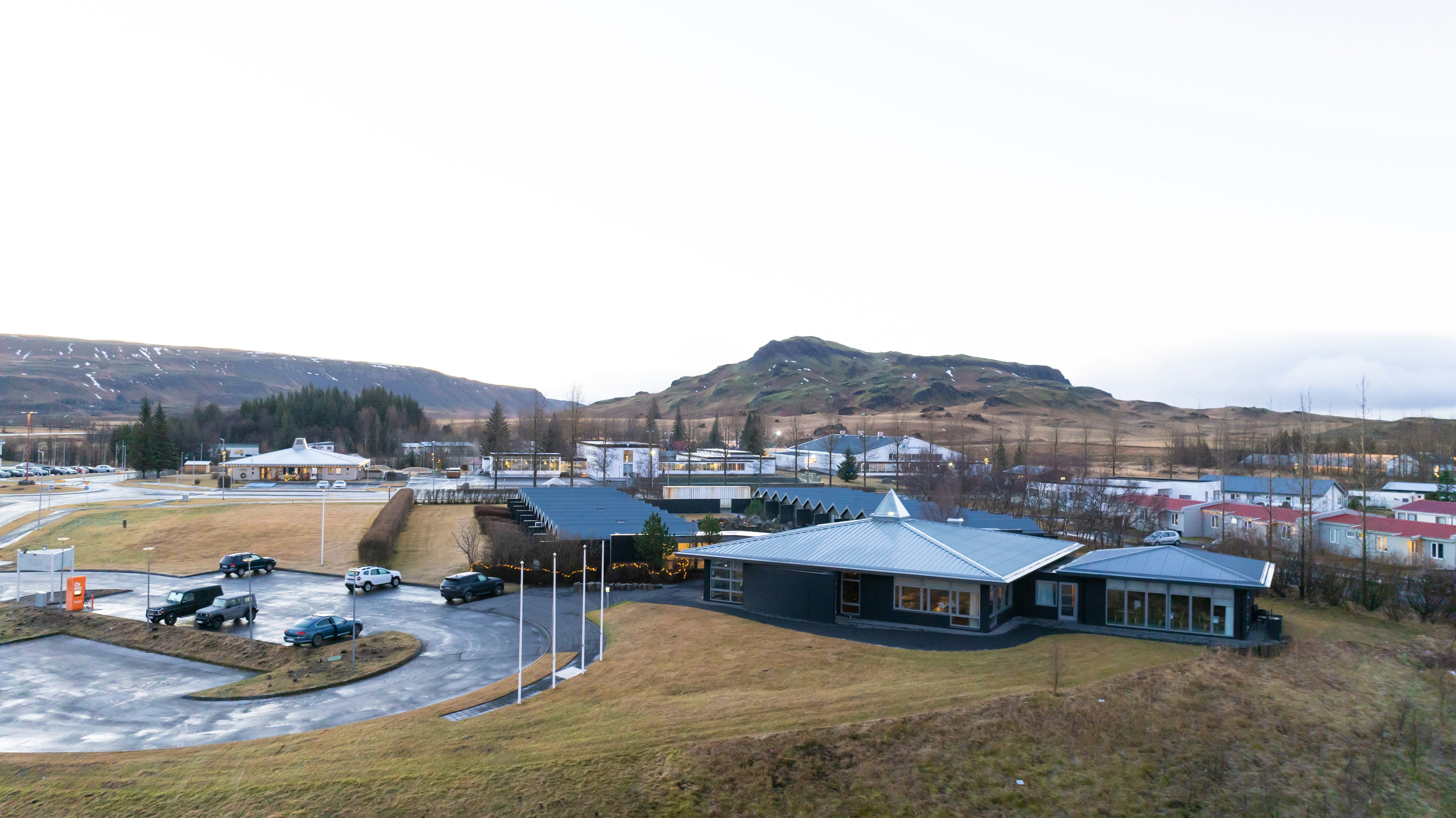 The Hill Hotel at Fludir 31/34