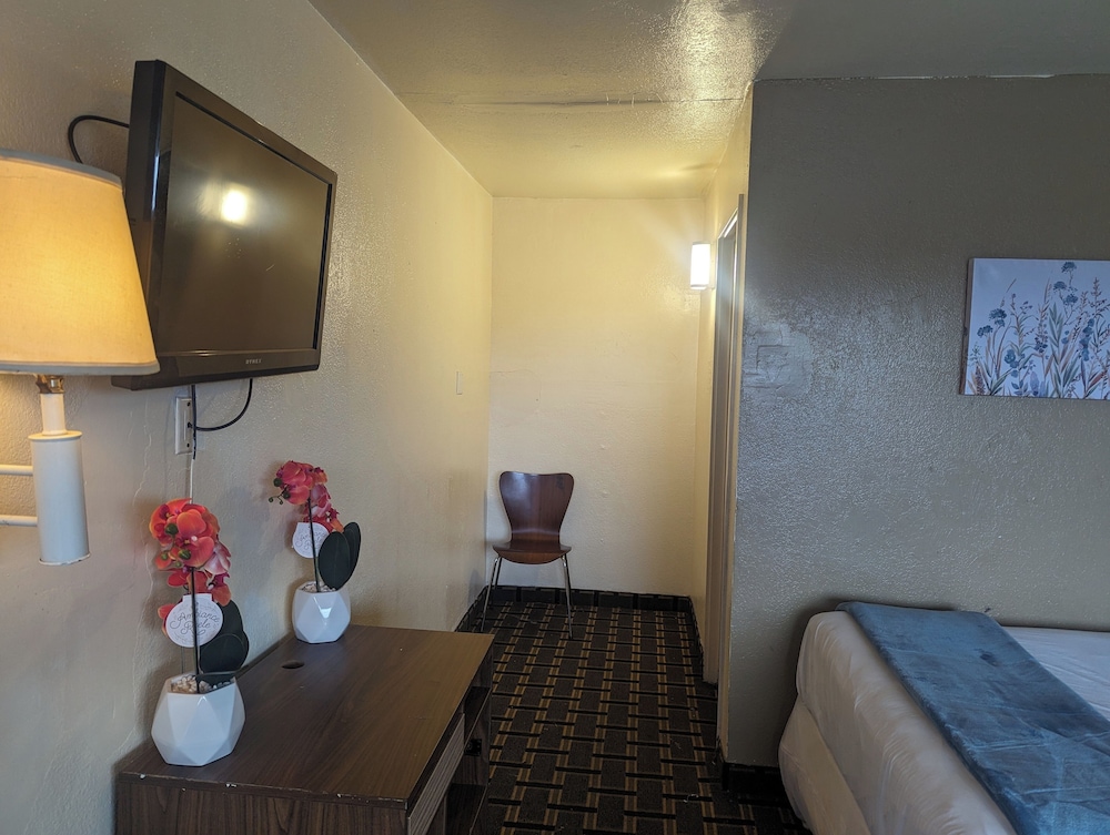 Southern Comfort Hotel 15/24